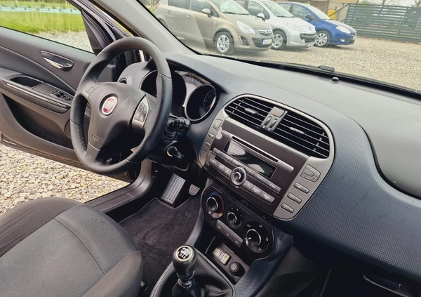 Fiat Bravo cena 19900 przebieg: 178000, rok produkcji 2009 z Gorlice małe 781